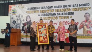 Pelestarian Budaya Lokal, SMA N 1 Klirong Resmikan Batik Identitas dan Galeri Seni Kawung Wolu